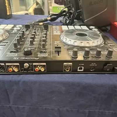 Pioneer - DDJ-SR2 6